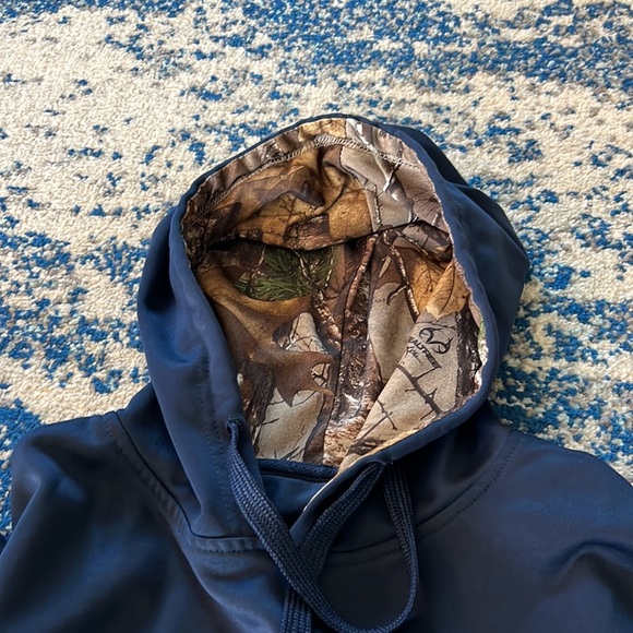 Realtree sweatshirt size large - Picture 3 of 4